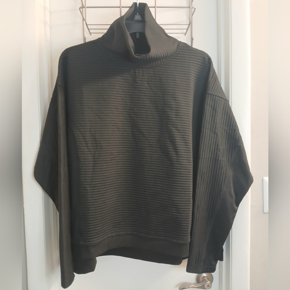 New! Tahari Women's Black Ribbed High Neck Pullover Top XL NWOT Thumb Holes